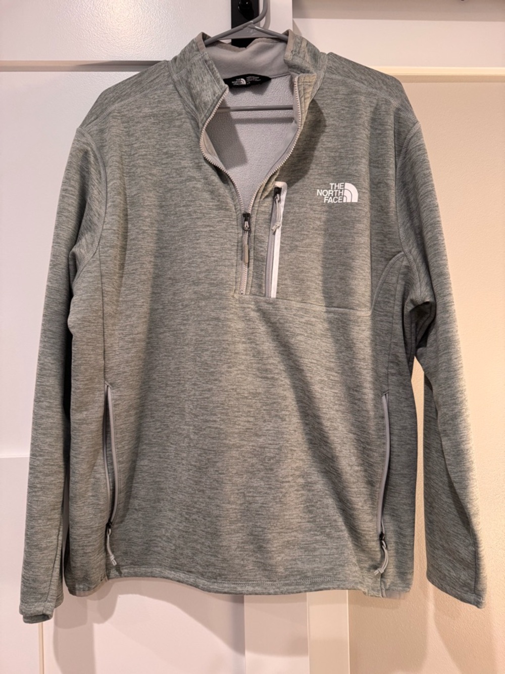 The North Face Men's Light Heather Gray Half-Zip Pullover
